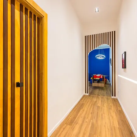 The Place Apartment *