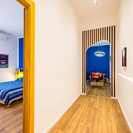 Apartament The Place *